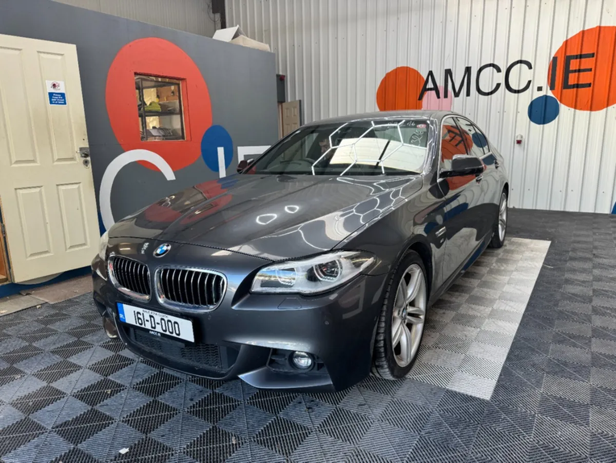 BMW 5-Series 2016 BMW 523D CELEBRATION EDITION BAR - Image 6