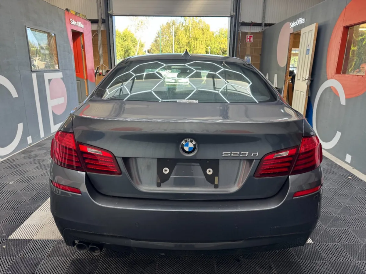 BMW 5-Series 2016 BMW 523D CELEBRATION EDITION BAR - Image 4