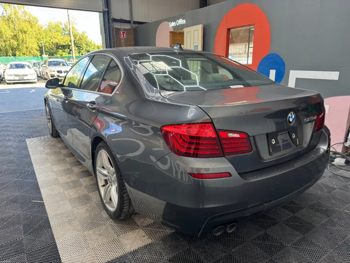 BMW 5-Series 2016 BMW 523D CELEBRATION EDITION BAR - Image 5