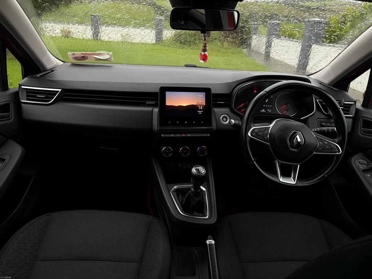 2021 RENAULT CLIO ICONIC TCE 100 MY19 5D - Image 5
