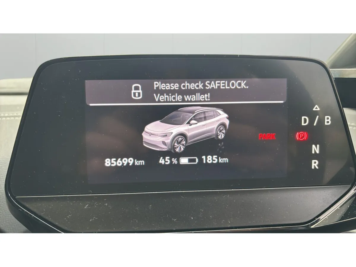 Volkswagen ID.4 LIFE DX 77KWH 174BHP - Image 3