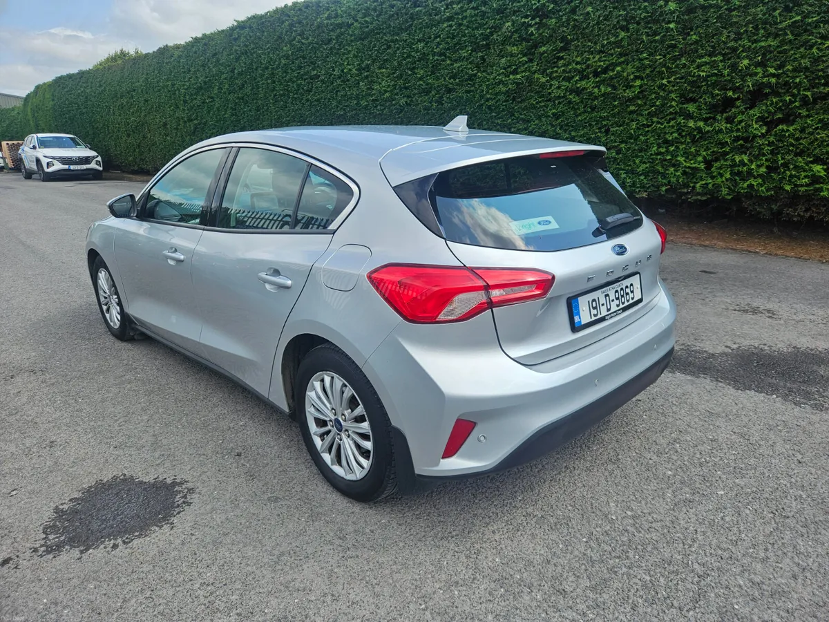 Ford Focus 2019 1.0 ECOBOOST TITAUNIM 125 - Image 4