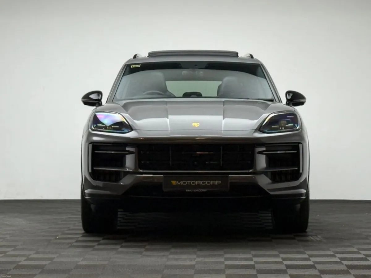 Porsche Cayenne V6 E-HYBRID - Image 2