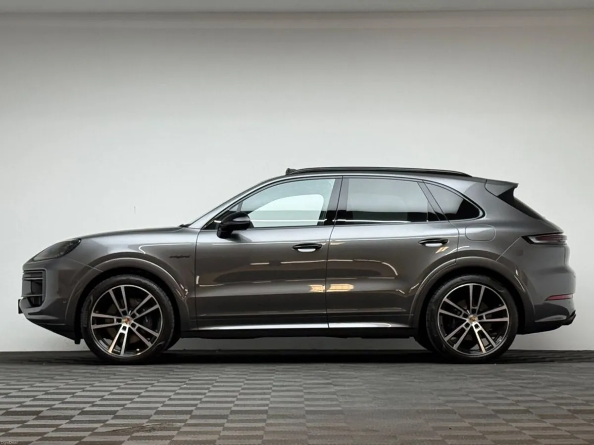Porsche Cayenne V6 E-HYBRID - Image 4