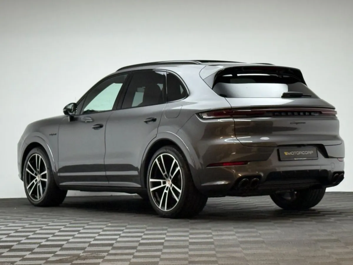 Porsche Cayenne V6 E-HYBRID - Image 5