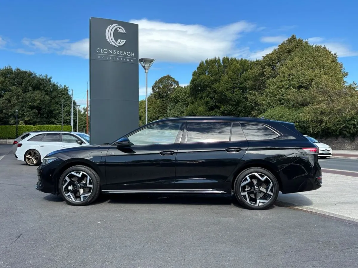Volkswagen Passat R-LINE DSG - Image 4