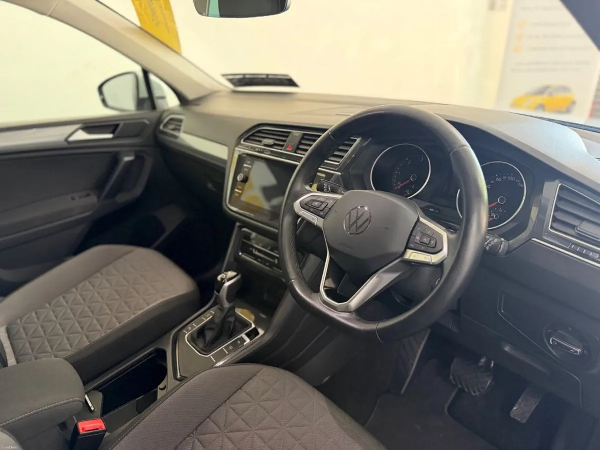 Volkswagen Tiguan Life 2.0tdi D7F 150HP 5DR Auto - Image 6