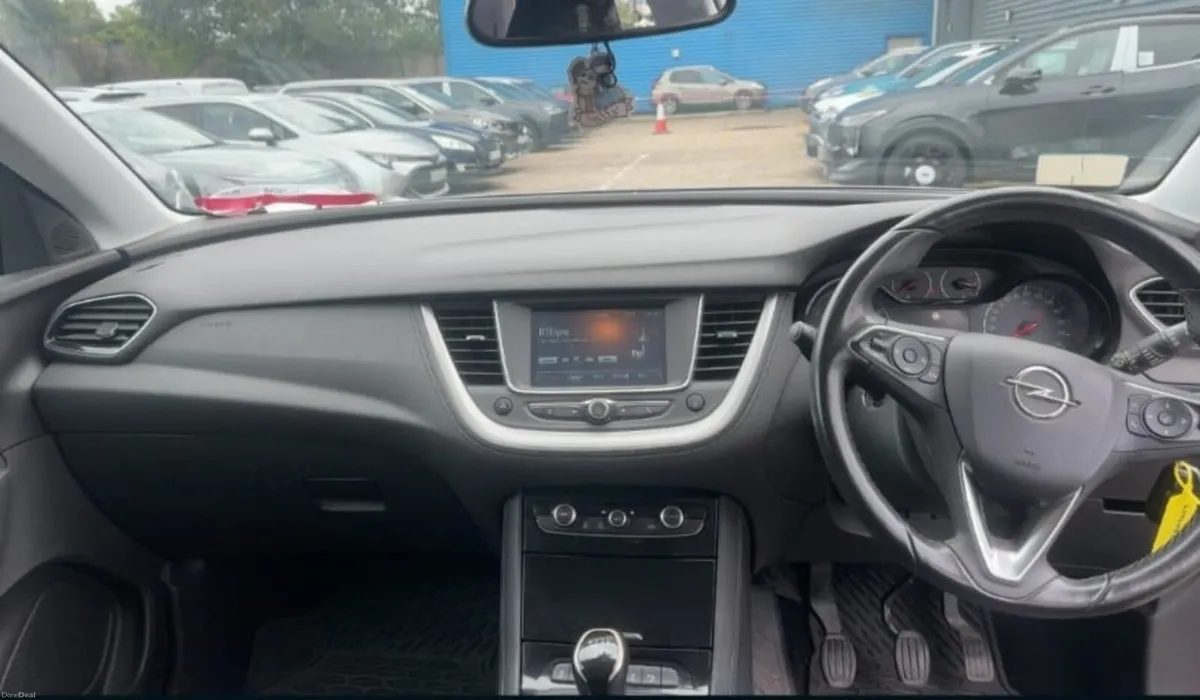 Opel Grandland X 2019 - Image 6