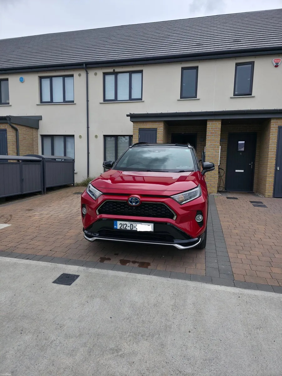 Toyota RAV4 PHV BiTone 4x4 Sport Prime - Image 5