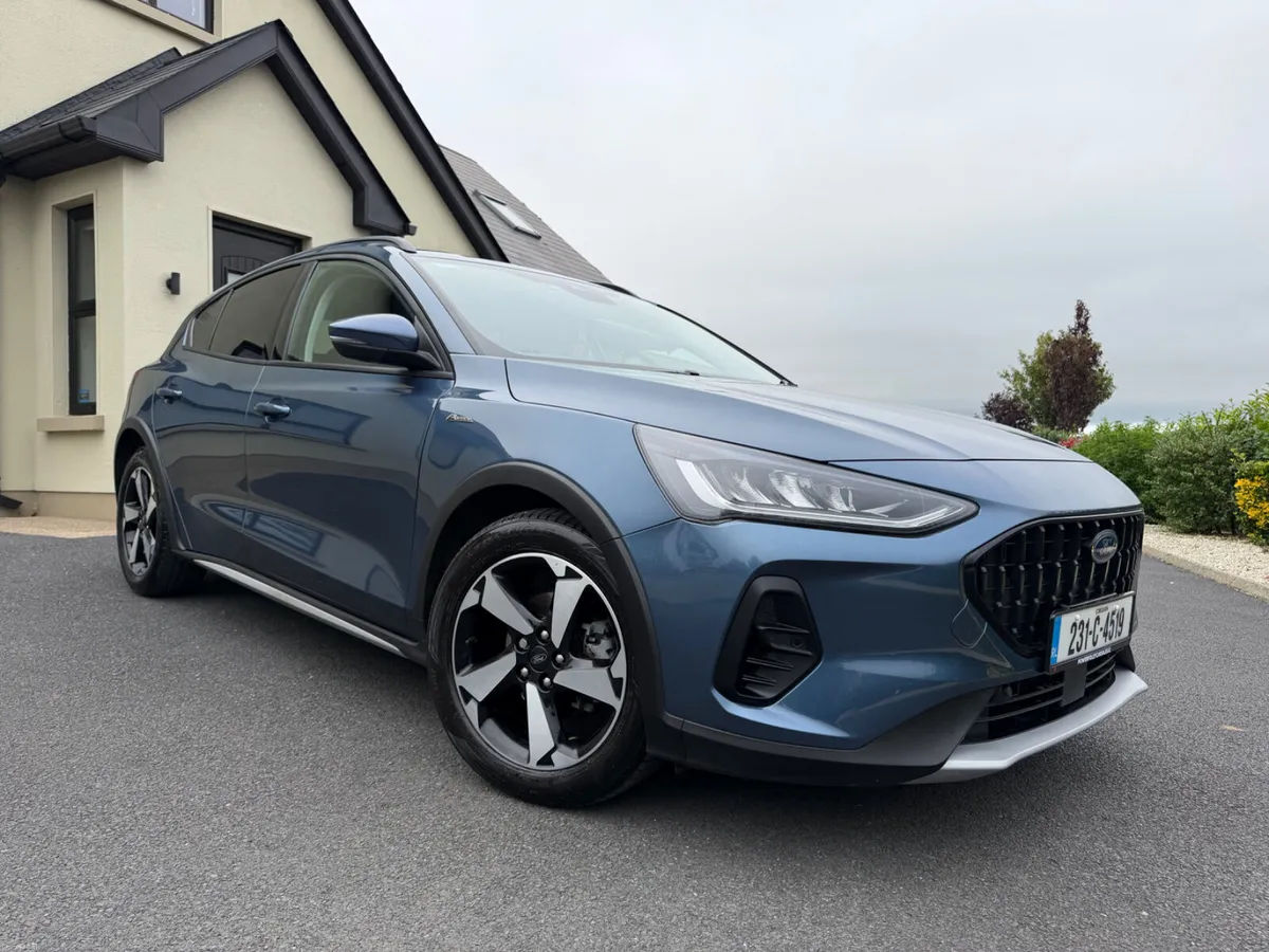2023 (231)Ford Focus Active Vignale 1.0T 125hp - Image 5