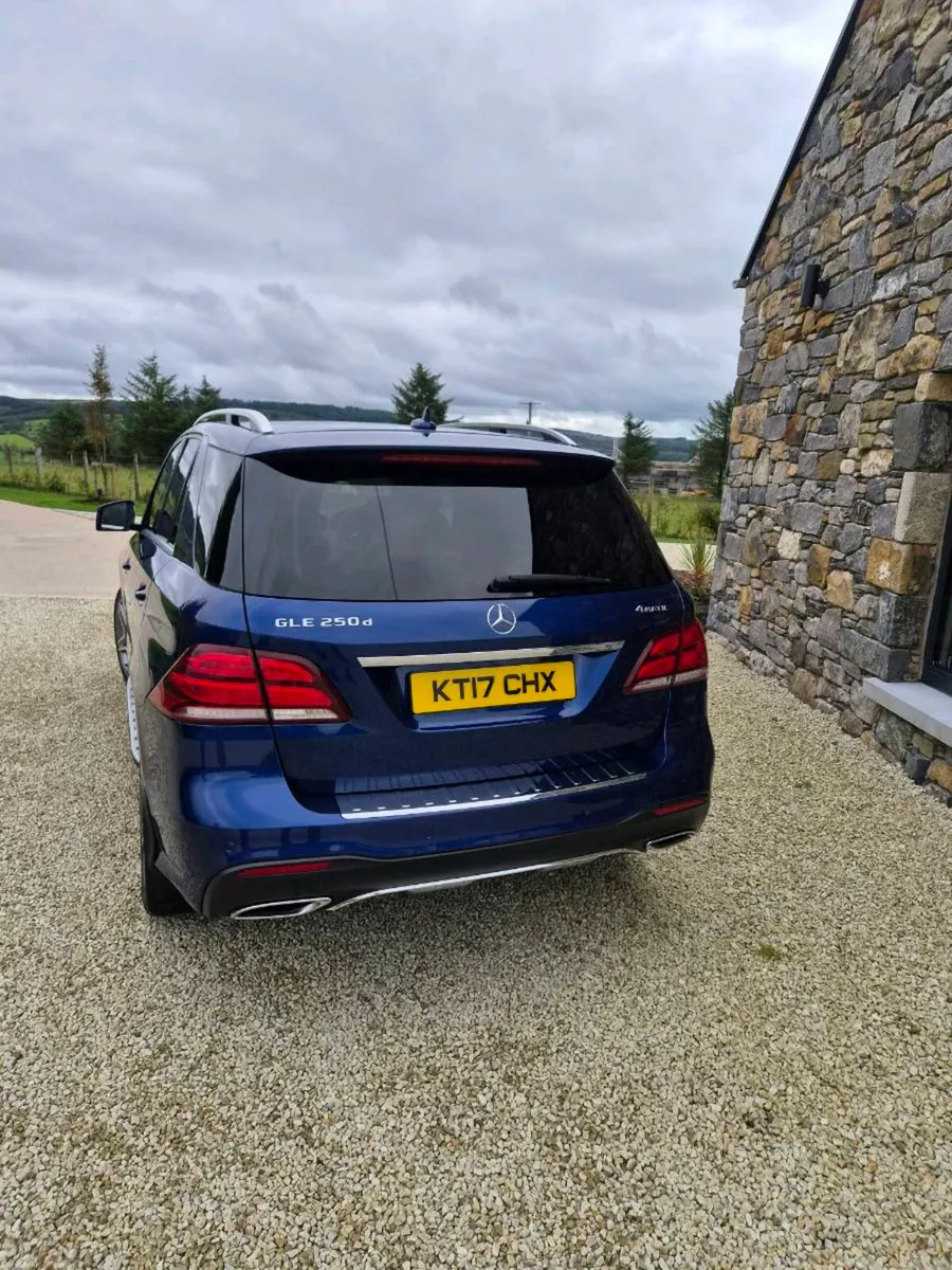 GLE 250d 4matic Premium - Image 2