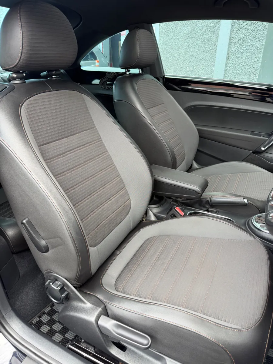 Volkswagen Beetle 1.2 Auto Limited Edition - Image 5