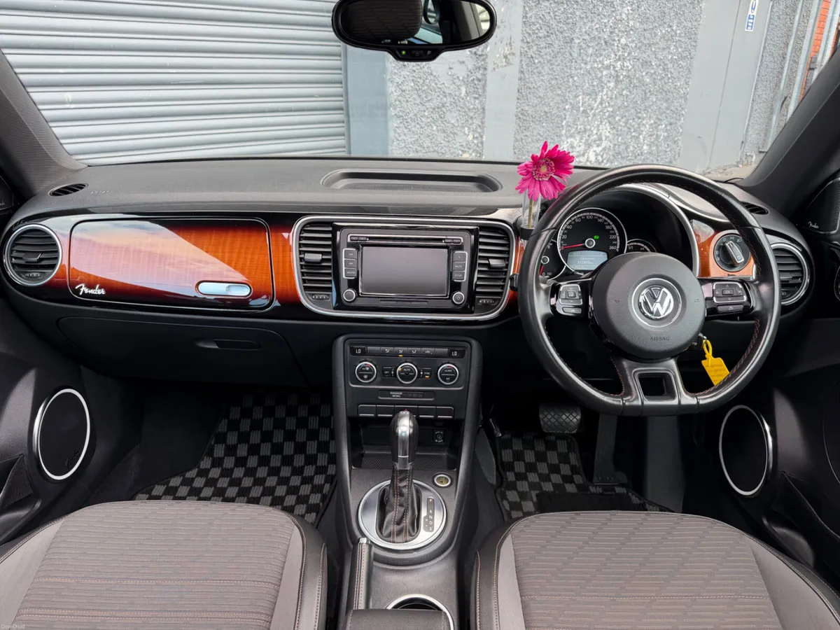 Volkswagen Beetle 1.2 Auto Limited Edition - Image 3