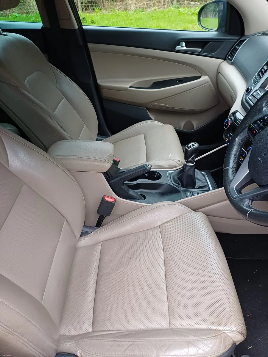 2016 HYUNDAI TUCSON  NCT 06/27 - Image 6