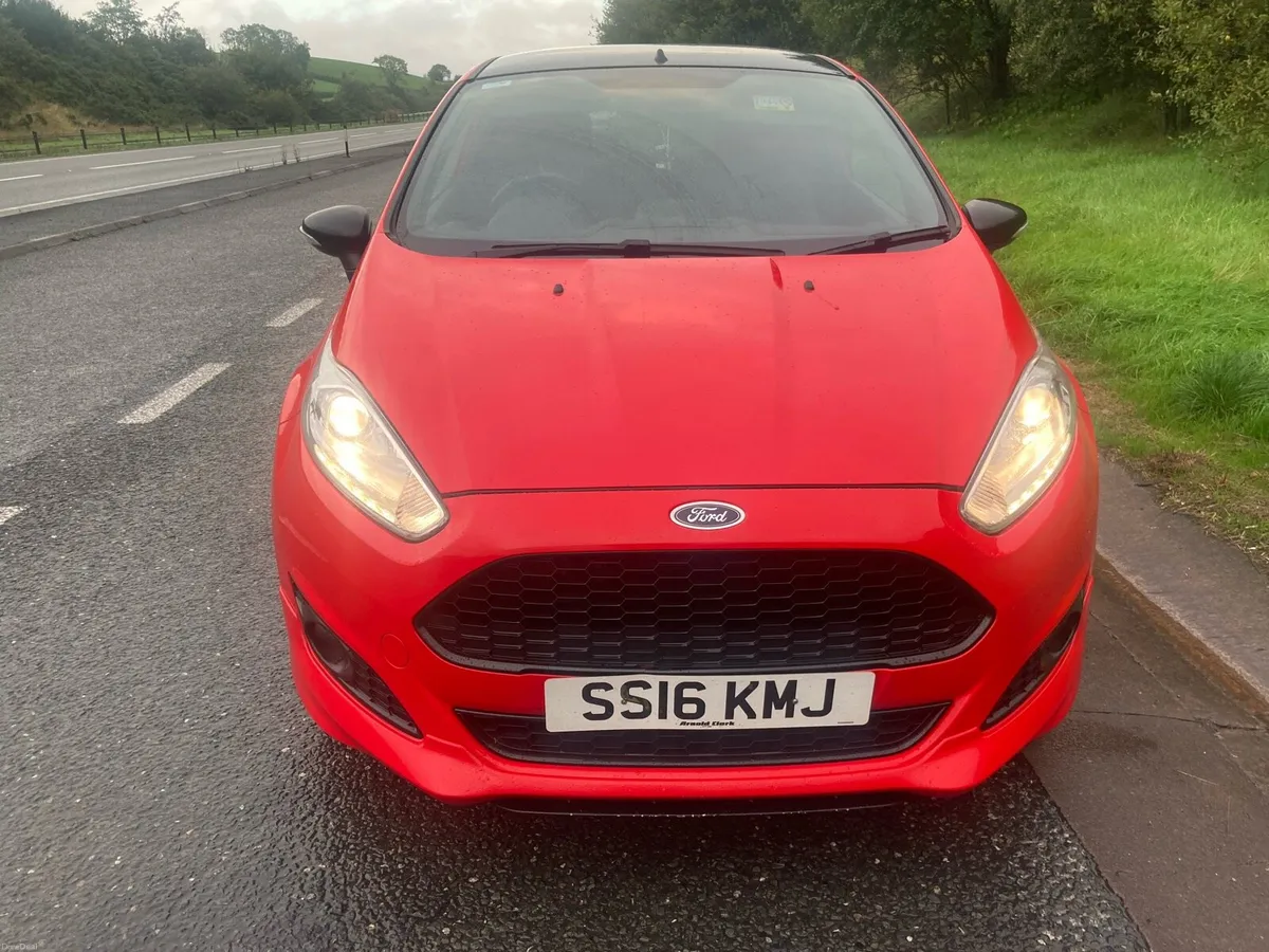 2016 Ford Fiesta - Image 4