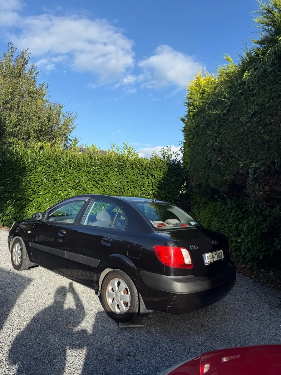 Automatic Kia Rio - Image 2