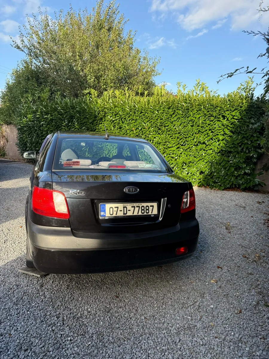 Automatic Kia Rio - Image 4