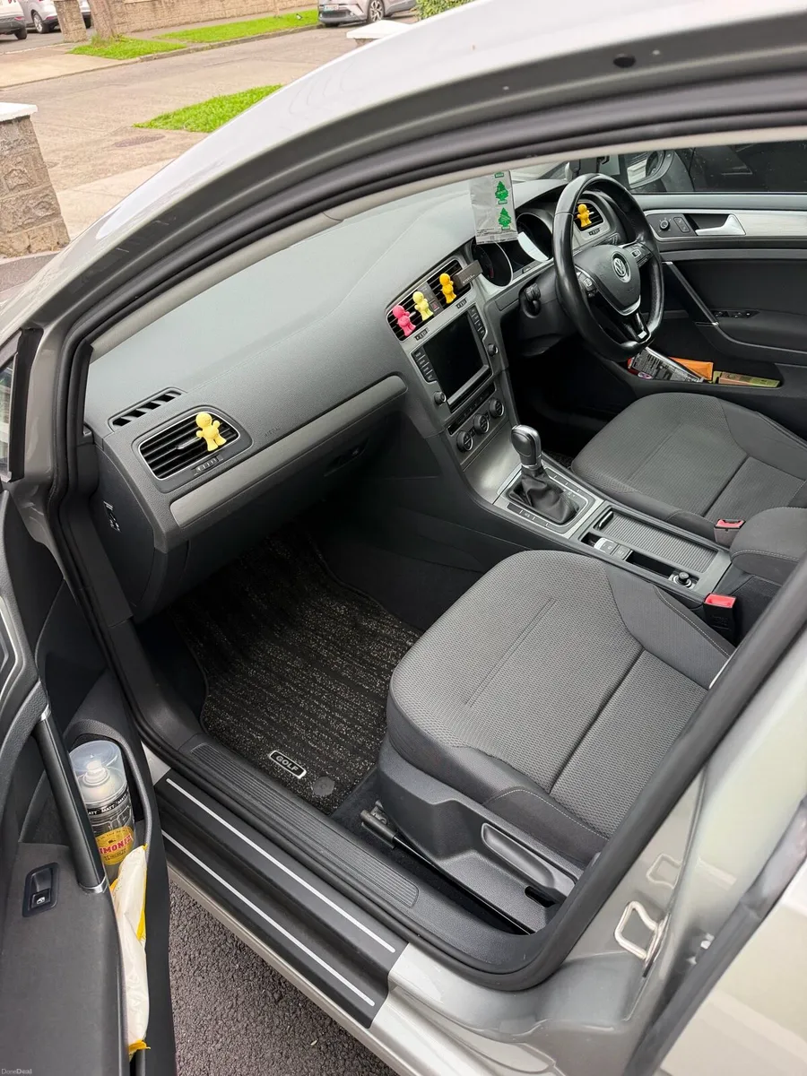 Volkswagen Golf 2016 - Image 2