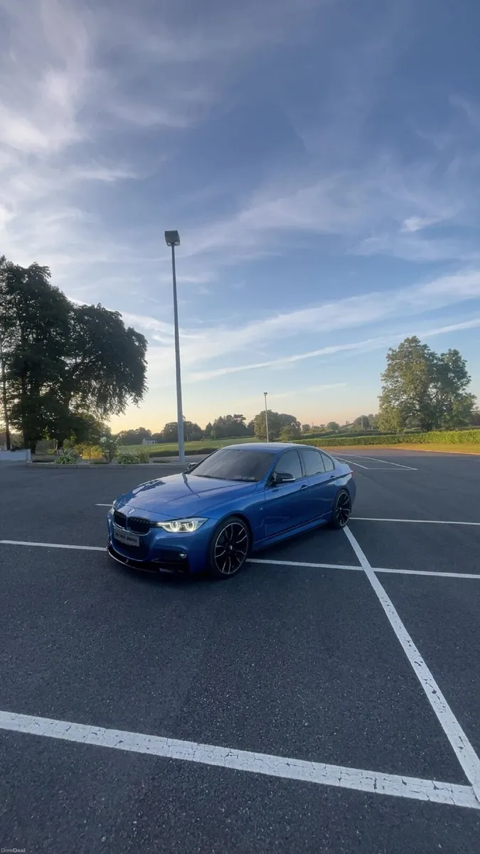 BMW 3-Series 2016 - Image 3