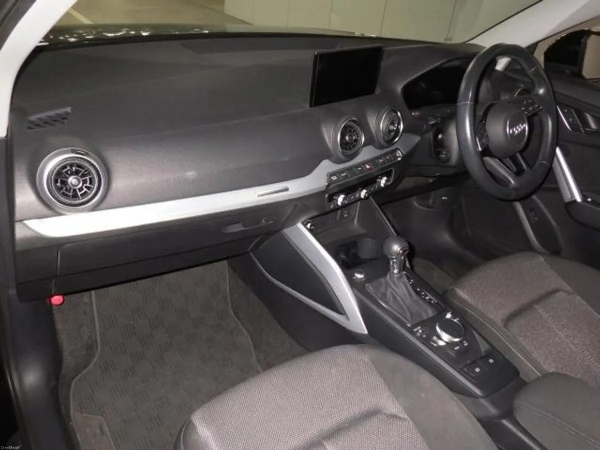 Audi Q2 30TFSI SPORT - Image 2