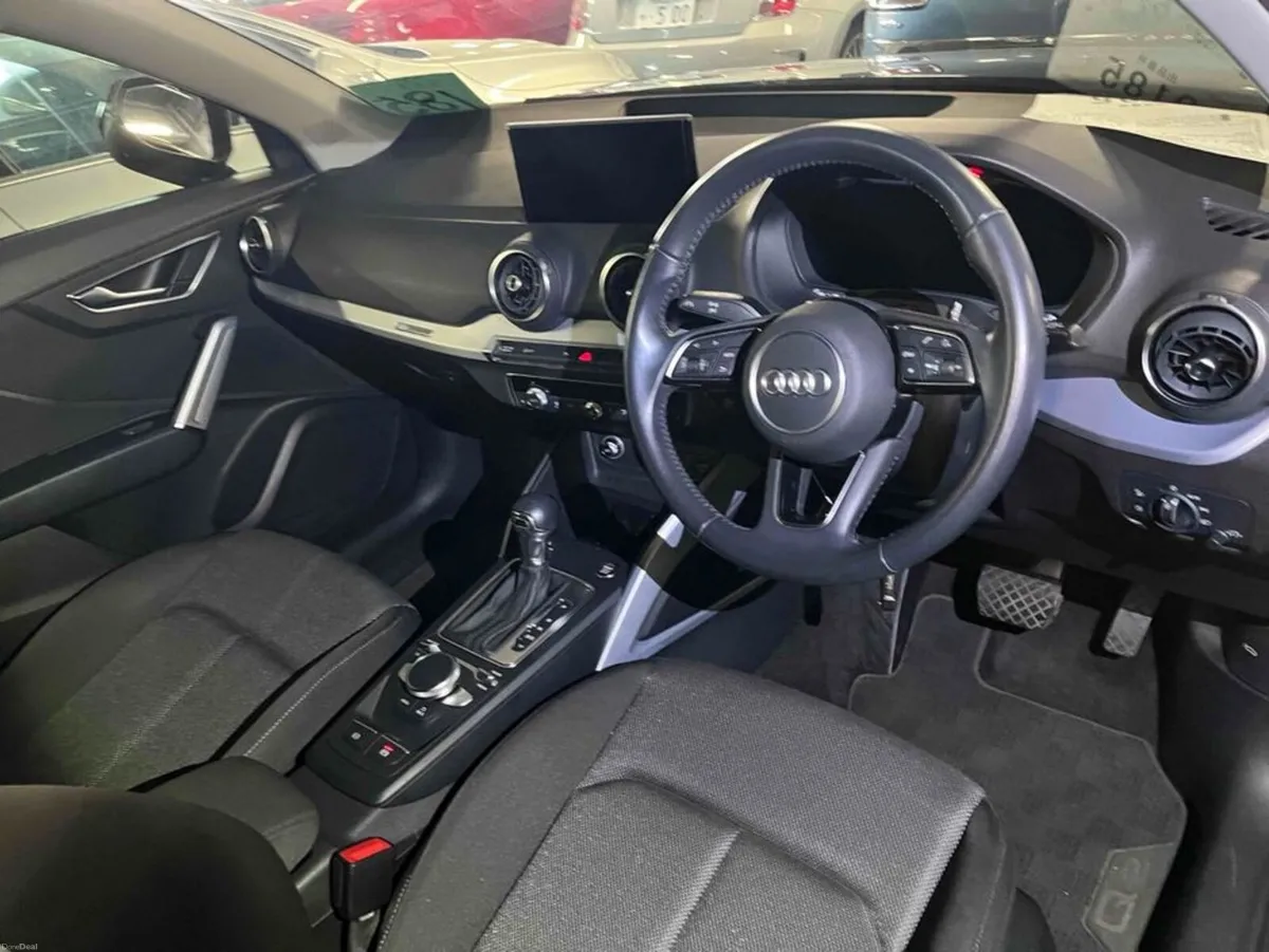 Audi Q2 30TFSI SPORT - Image 3