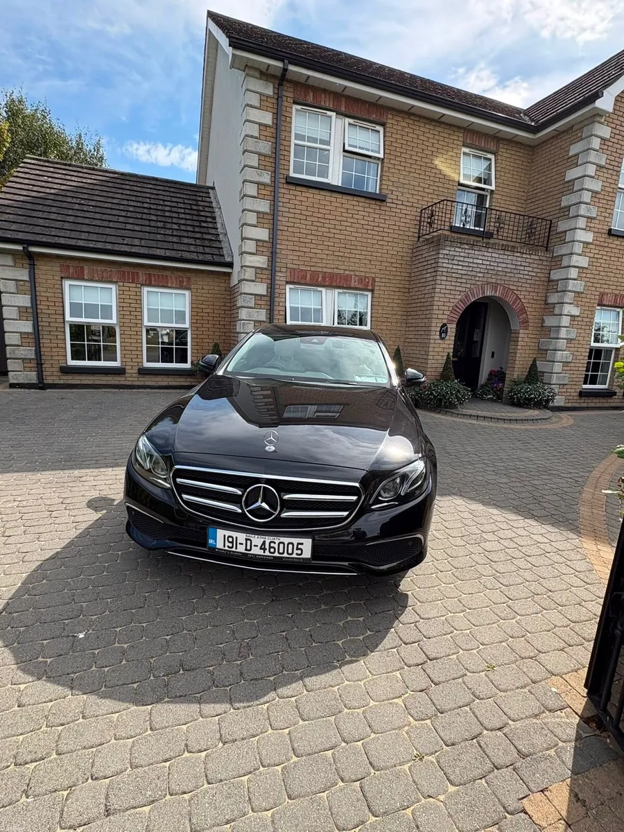 Stunning Mercedes E220 cdi - Image 1