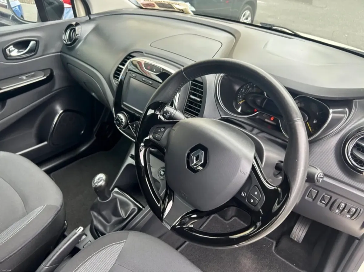 Renault Captur 1.5 dCi – 2016 - Image 4