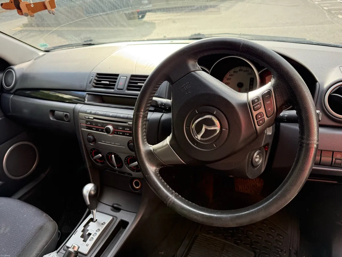 Mazda 3 - Image 6