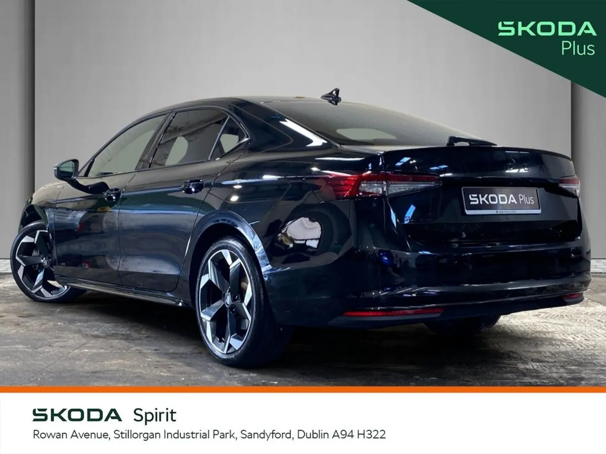 Skoda Superb Sportline 2.0TDI 150bhp DSG *Leather* - Image 3
