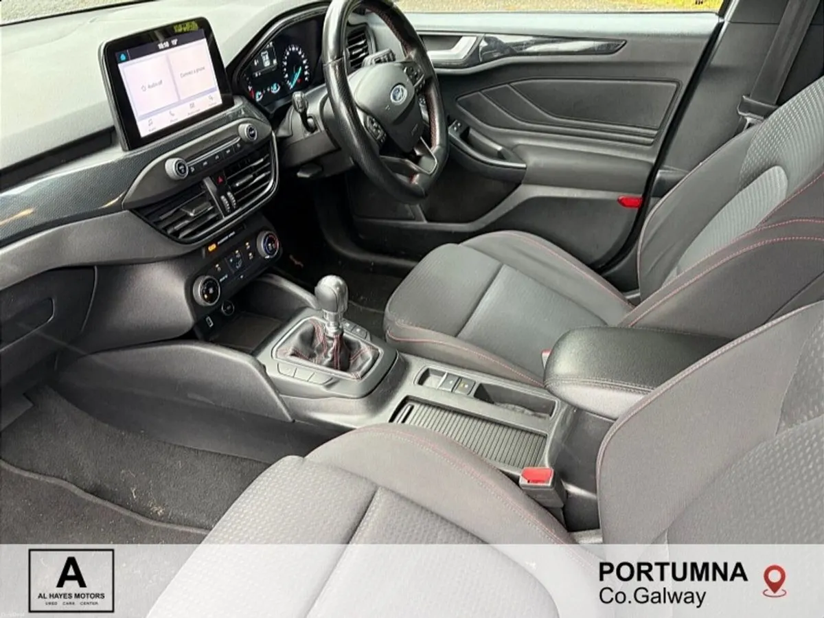 Ford Focus ST-LINE TDCi 120PS - Image 2