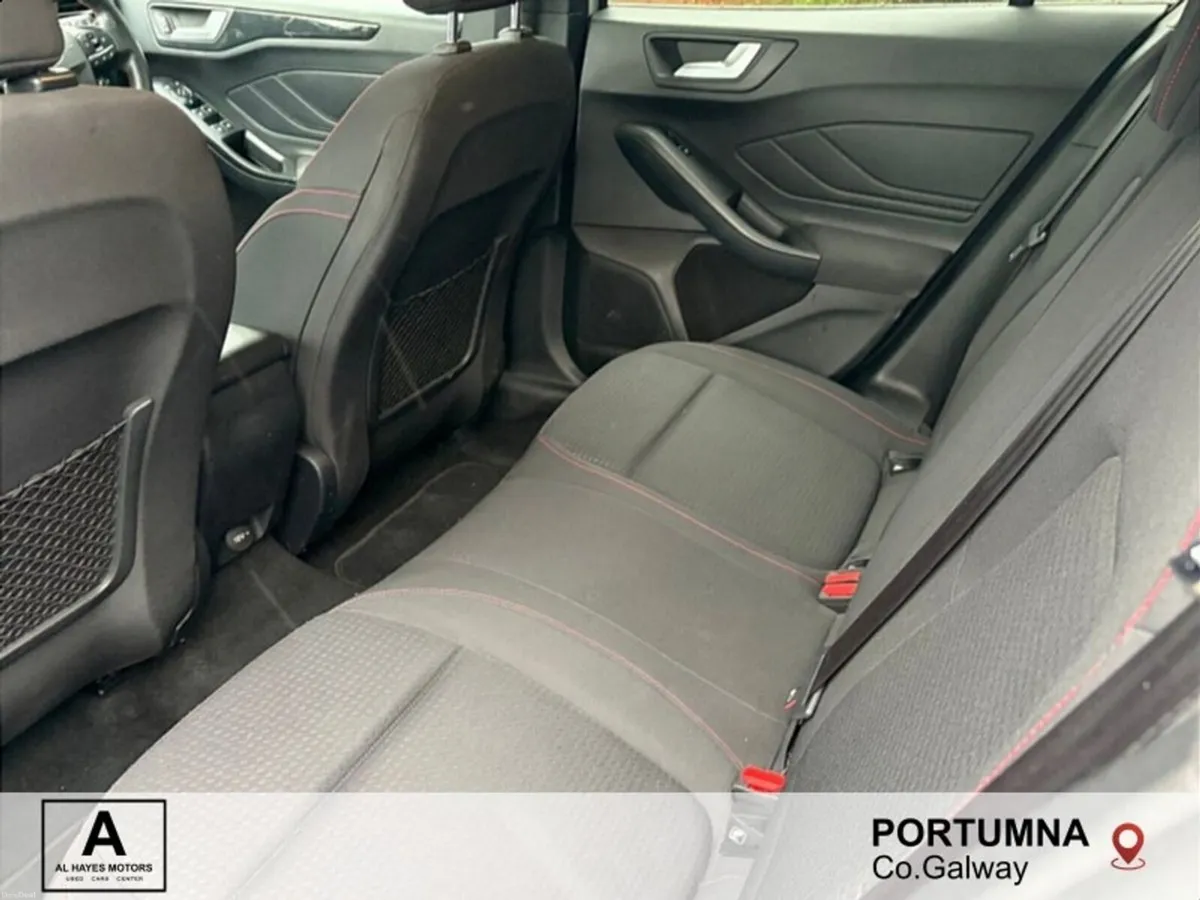 Ford Focus ST-LINE TDCi 120PS - Image 4