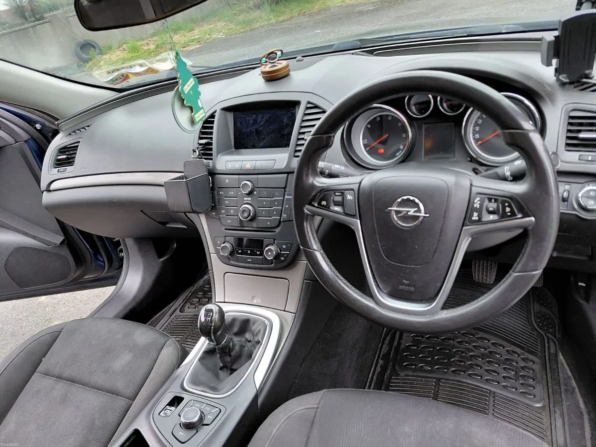 Opel Insignia 2013 - Image 2