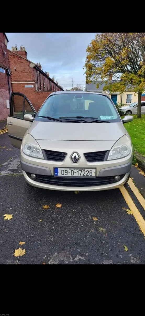 Renault Scenic 1.6 DYNAMIQ - Image 2
