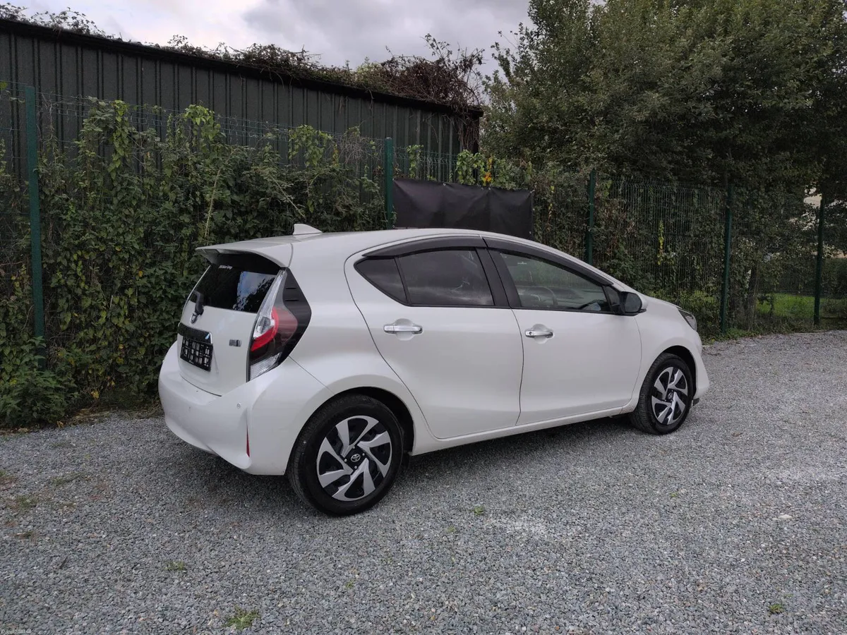2020 Toyota Aqua S 1.5 Hybrid* LOW KMS *NEW NCT - Image 4