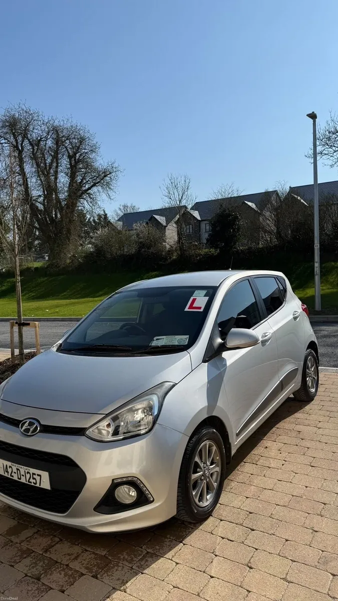 i10 Hyundai - automatic - Image 4
