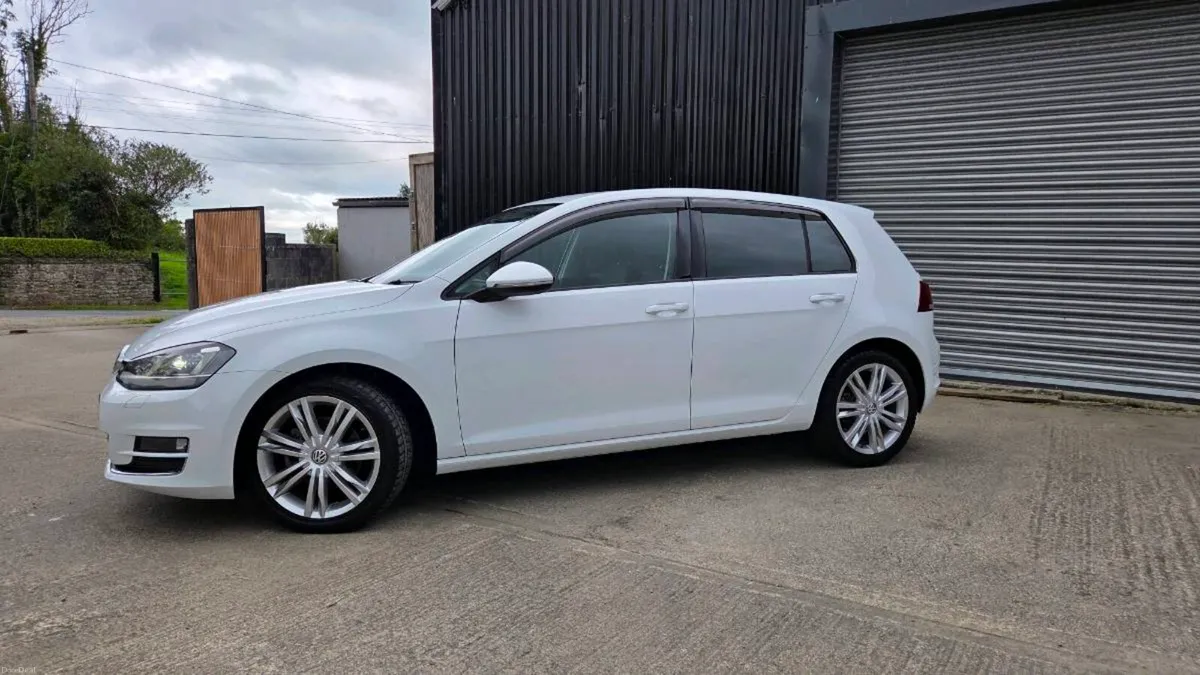 Volkswagen Golf 1.4tsi/Automatic/Highline - Image 3