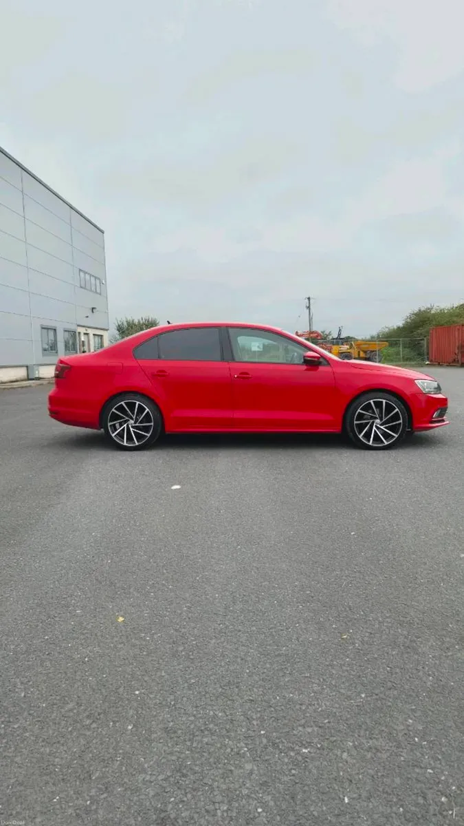 Volkswagen Jetta DSG - Image 6