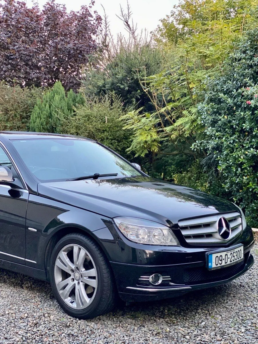 Mercedes-Benz C-Class 2009 - Image 1