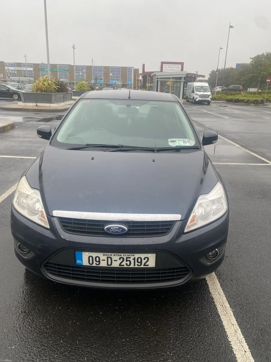 Ford Focus 2009 - Image 2