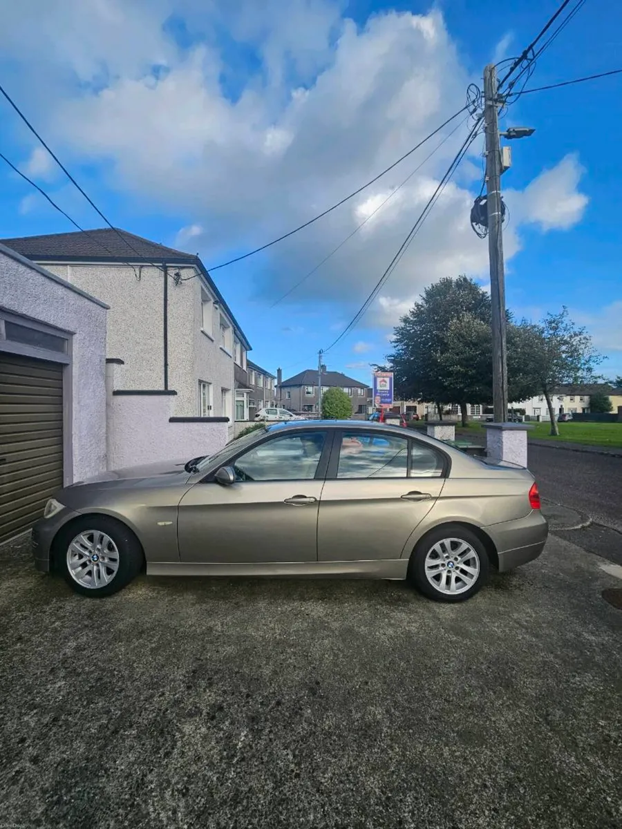 2007 BMW 318 automatic, low mileage - Image 1