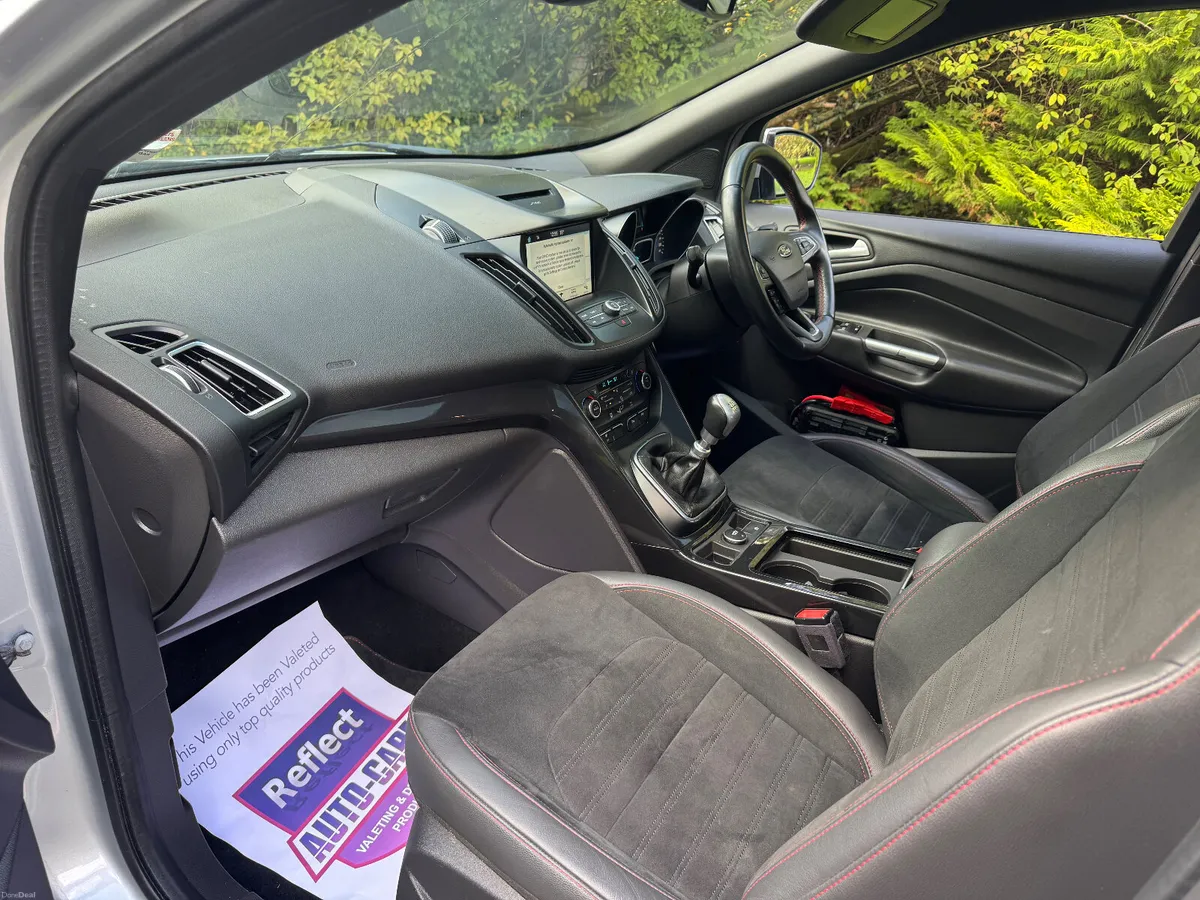 18 Ford Kuga 1.6TDCI ST-LINE - Image 5