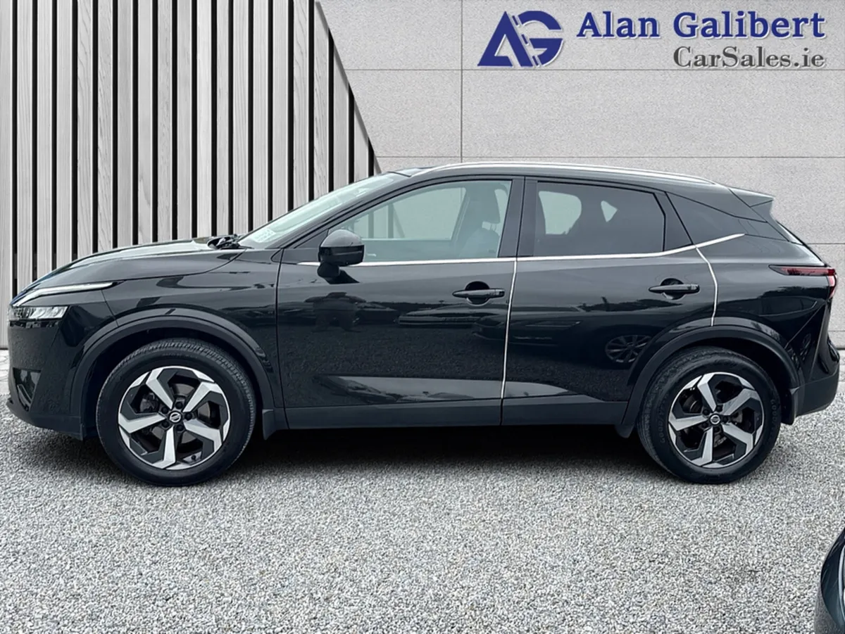 Nissan Qashqai 1.3 HYB SV PREMIUM - Image 5