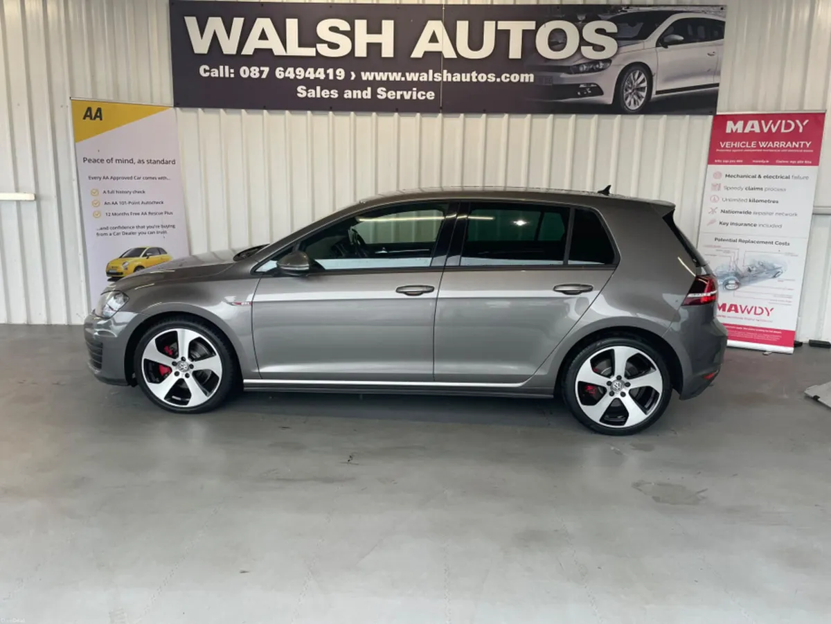Volkswagen Golf GTI 2.0 TSI MANUAL 6SPEED FWD 220 - Image 4