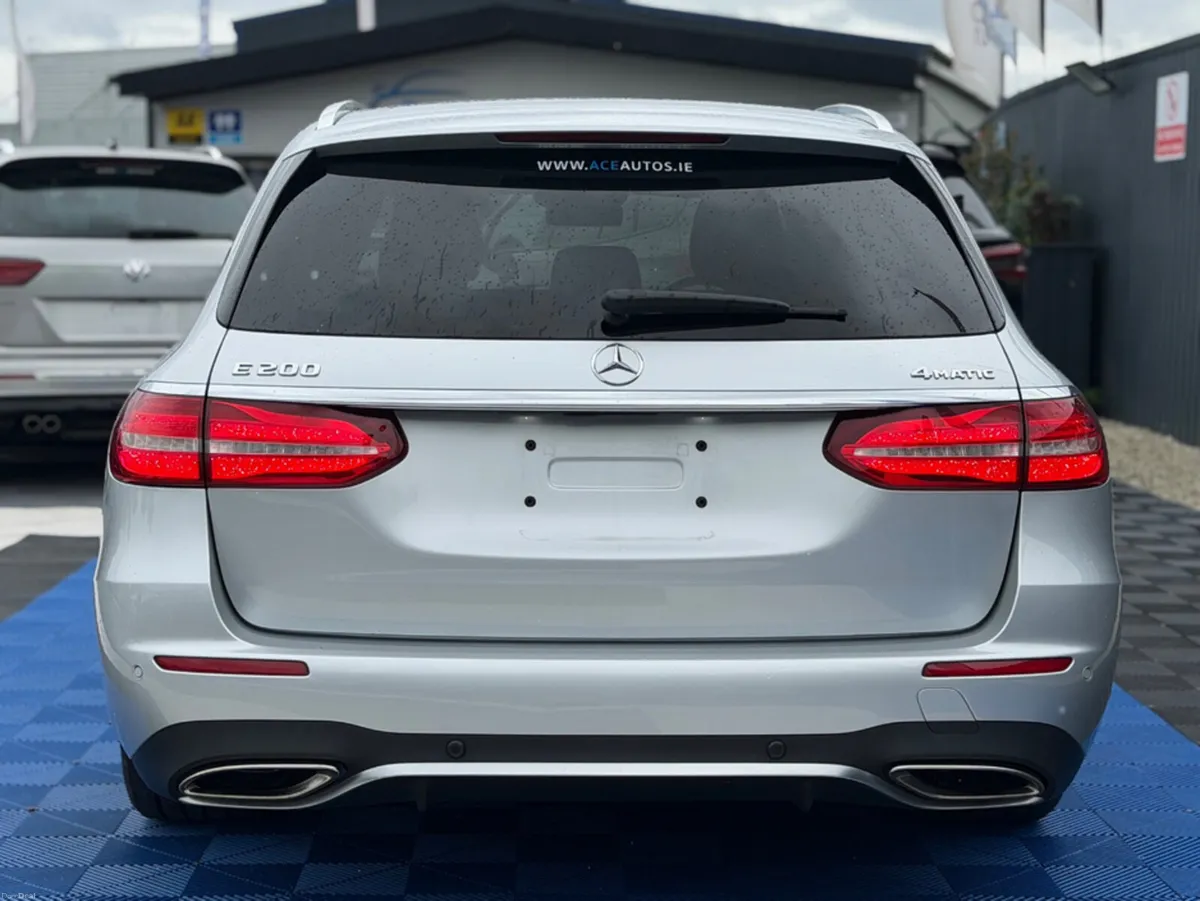 Mercedes-Benz E-Class AMG 4 MATIC SUNROOF - 4WD - - Image 6
