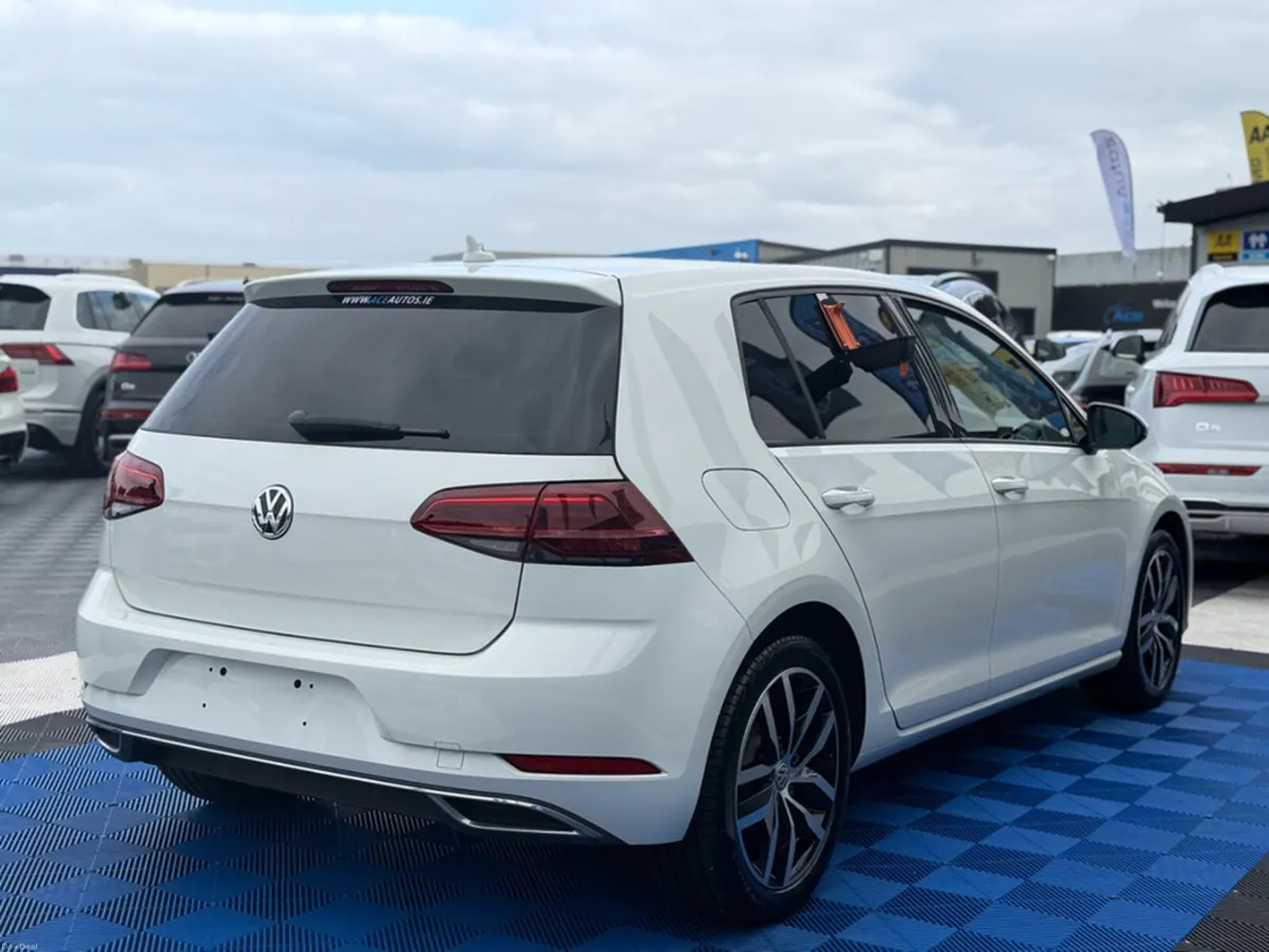Volkswagen Golf HIGHLINE - 1.4 PETROL - AUTO - 12M - Image 5
