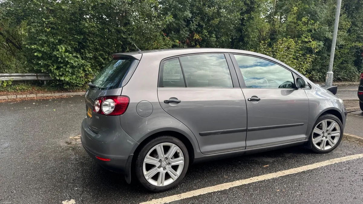 Volkswagen Golf 2006 - Image 2