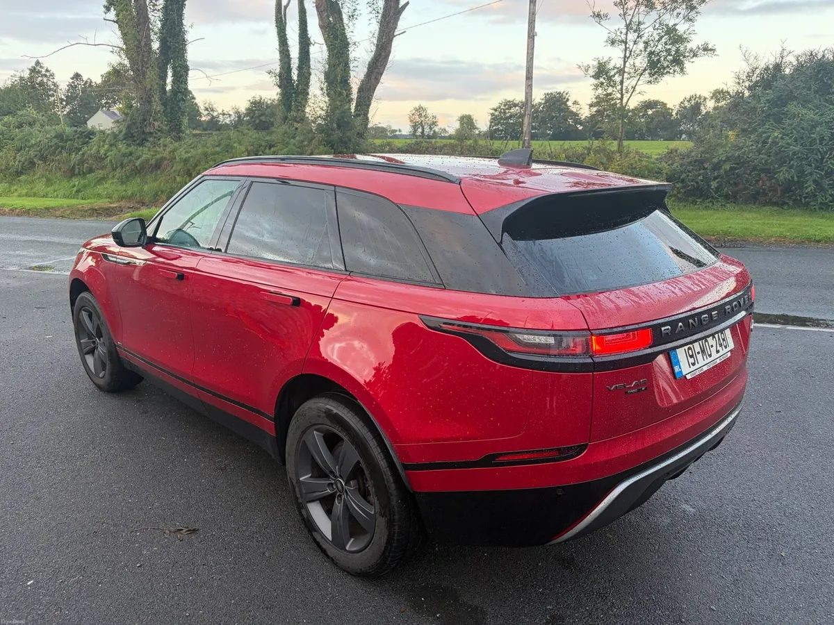 191 RANGE ROVER VELAR - Image 5
