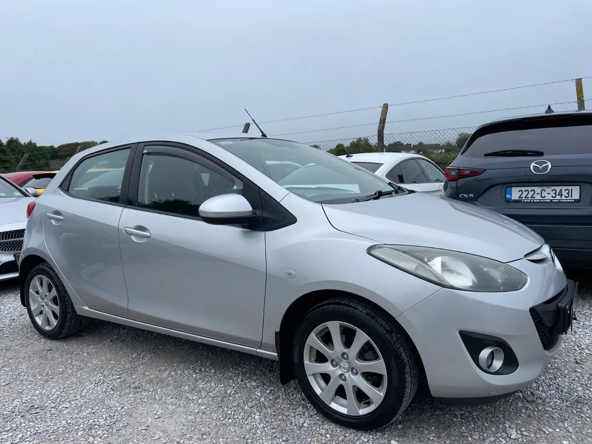 Mazda 2 - Image 2