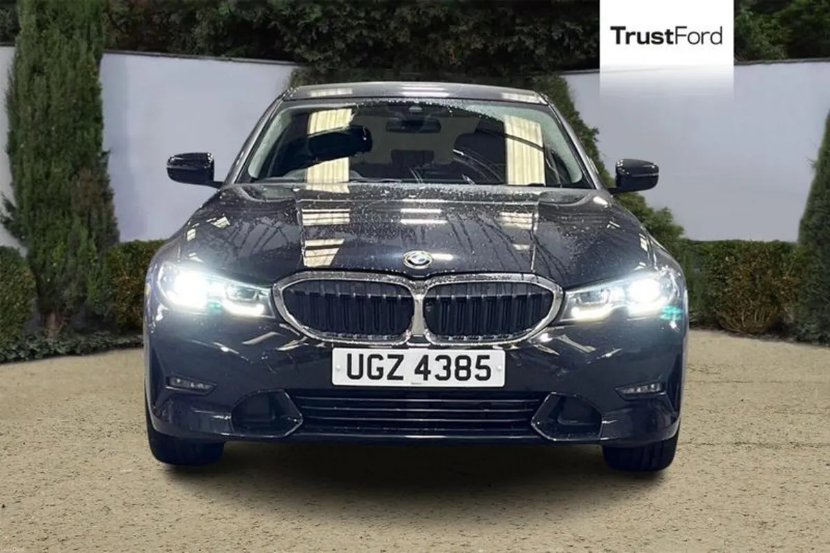 BMW 3-Series 318i Sport 4dr Step Auto- Parking Sen - Image 6