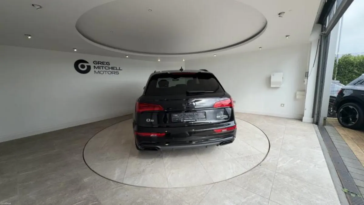Audi Q5 55 TFSI e Quattro Competition 5dr S Tronic - Image 6